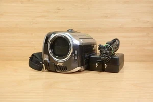 JVC GZ-MG150 Hybrid Camcorder / 30GB HDD + SD Card Slot / Tested & Working - Picture 1 of 8