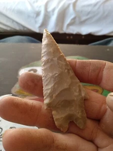 Pedernalis Arrowhead - Picture 1 of 8