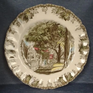 JOHNSON BROTHERS ~ “The Friendly Village” ~ 10.5" ROUND PLATTER / PLATE ~ Rare - Picture 1 of 3