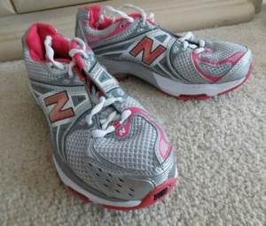 New Balance Women's ABZRB Running Shoes Size 9.5 - Picture 1 of 3