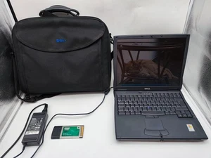 Retro Laptop Dell Latitude PP01L C600/C500 mit originaler Dell-Tasche u. Zubehör - Bild 1 von 10