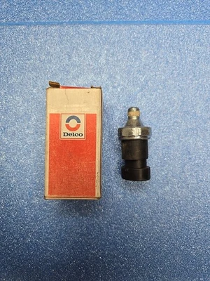 NEW GENUINE DELCO D1849 Switch Assembly Engine Oil Pressure GM 25036940 - Imagen 1 de 4