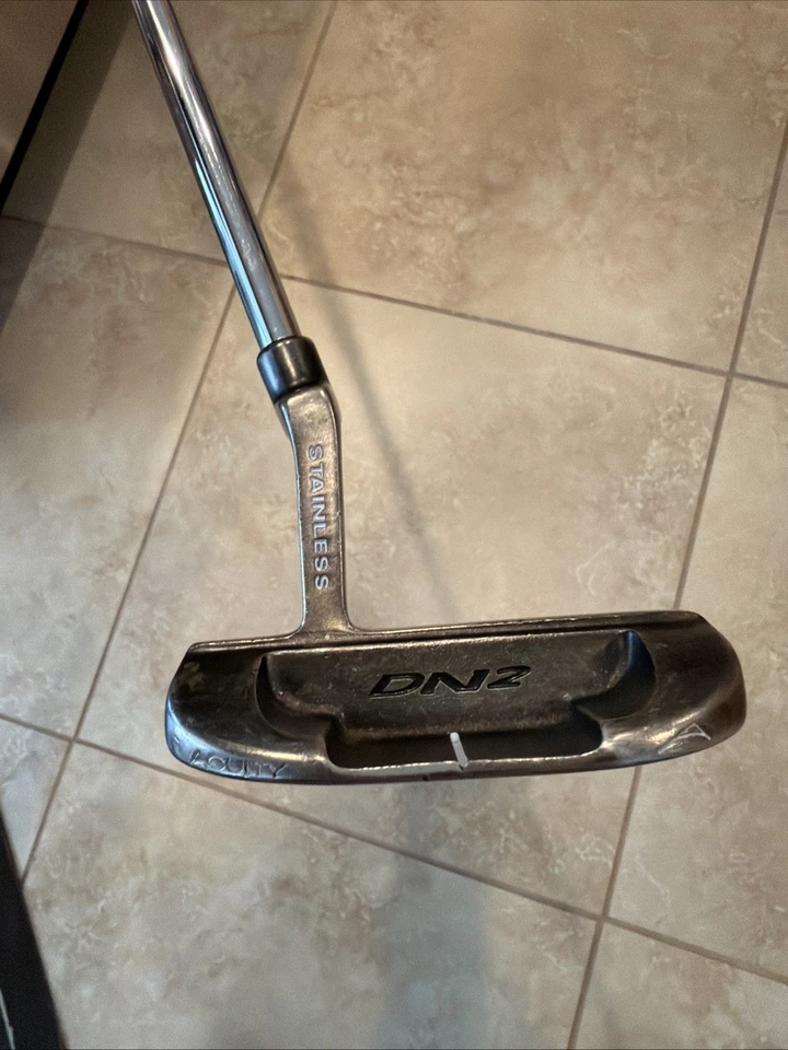 Acuity DN2 Milled Face Offset RH 34" Putter Steel Shaft Good Grip - Image 1 of 4