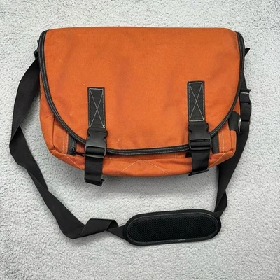 美国制造橙色邮差包男女通用婴儿尿布袋带更换垫 — 第 1/4 张图片