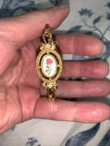 Vintage 1970s Avon Gold Toned Floral Rose Porcelain Hinged Bracelet - Picture 1 of 3