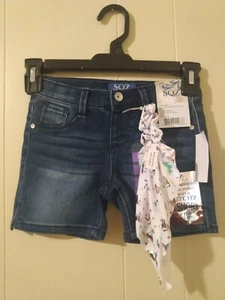 Girl Shorts - Picture 1 of 3