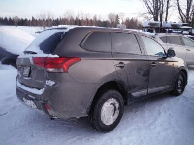 Used Front Left Exterior Door Handle fits: 2017 Mitsubishi Outlander assembly do Foto 1 de 4