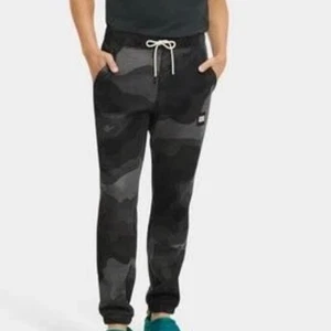 UGG Men's Malachi Jogger Topo NWT- Size M - Picture 1 of 9