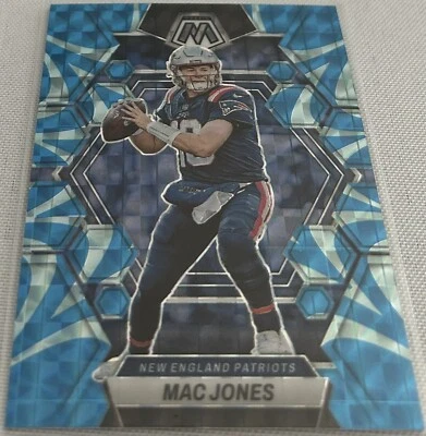 2023 Mosaic Football Mac Jones New England Patriots Reactive Blue Prizm #160 - Image 1 of 3