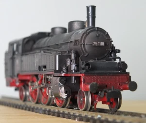 Liliput 75 94 HO gauge DB BR 75 / Baden VI c steam locomotive in weathered black - Picture 1 of 13