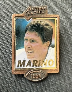 1994 Action Packed Football Pin - Dan Marino Miami Dolphins - Picture 1 of 3