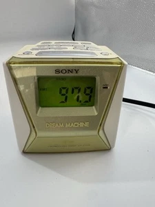 Vintage 1980s Sony Dream Machine Cube Alarm Clock AM/FM Radio ICF-C143 Working - Picture 1 of 2