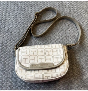 Tommy Hilfiger Umhängetasche - Bild 1 von 7