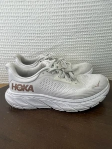 Hoka One One Arahi 7 Damenschuhe Größe 7,5 B weiß Straßenlauf Turnschuhe Schuhe " - Bild 1 von 11