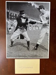 VINTAGE 3X5 CARD CLEANLY SIGNED BY "CLOWN PRINCE OF BASEBALL" AL SCHACHT - Picture 1 of 5