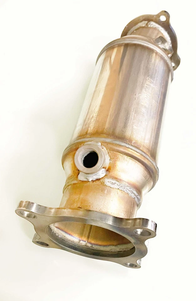 Audi A5 QUATTRO 2018-2020 2.0L conversor catalítico dianteiro DirecFit - Imagem 1 de 1