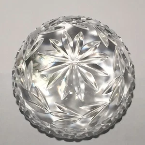 Galway Irish Crystal Art Glass Paperweight Over 24% Sparkling 3 1/2” Diameter - Picture 1 of 9