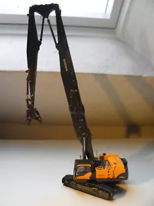 Tipo di motore Volvo EC700C HR Escavatore cingolato Longfront con cesoie demolitrici 1/50 - Foto 1 di 21