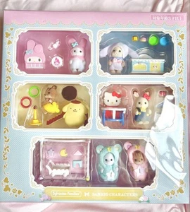 New Sylvanian Families x Sanrio Characters Baby Friendly Furniture Set Beautiful - Picture 1 of 4