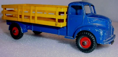 Vintage Original DINKY SUPERTOYS Meccano LEYLAND COMET Lorry Stake Truck # 531 - Image 1 of 4