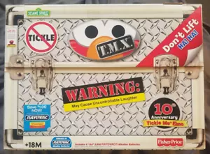 2006 Tickle Me Elmo X-treme Doll Fisher Price TOP SECRET 10TH Ann SEE DESCIPTION - Picture 1 of 23