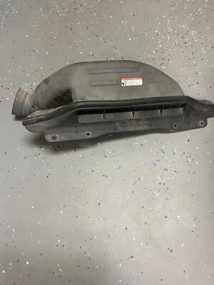 2010-2012 HYUNDAI GENESIS COUPE AIR CLEANER INLET DUCT 28210-2M000 OEM Foto 1 de 3