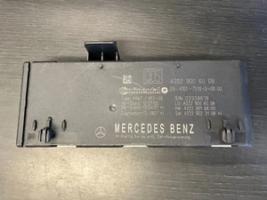 2015-2018 MERCEDES BENZ C, S-CLASS TRUNK LID CONTROL MODULE UNIT OEM A2229006008 - Picture 1 of 2