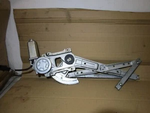 Isuzu Trooper Duty 3.0 Mk2 Tür vorne links elektrischer Fensterhebermotor Regler - Bild 1 von 8