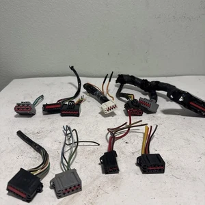 Harness Connectors 05-06 F250 F350 Fuse Box Junction Block 6C3T-14A067-AB OEM - Picture 1 of 16
