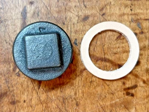 1955-1957 Chevy Rear End Fill Plug w/Leather Gasket-NEW - Picture 1 of 6