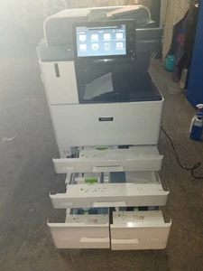Xerox AltaLink C8135 Multifonction Couleur Pro Parfait État Photocopieur - Imagen 1 de 6