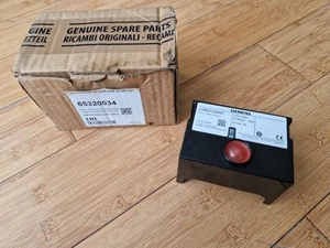 Siemens LGB22.330A27 Regolatore bruciatore 220-240V 50-60Hz - Foto 1 di 9