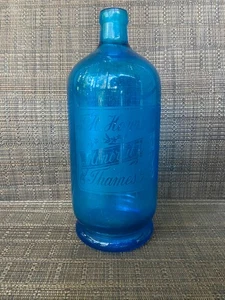 Antigua botella de agua mineral Aqua Blue T. H. Hawkes & Co. Thames Ditton de 1920 - Imagen 1 de 5