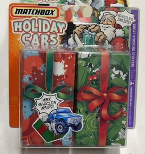 NUEVO. Paquete de 2 Matchbox Holiday Cars Surprise envuelto IDEA DE REGALO NAVIDEÑO 2007 - Imagen 1 de 2