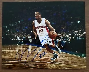 Avery Bradley Signed 8x10 Photo Detroit Pistons Boston Celtics Full Sig RAD - Picture 1 of 1