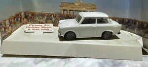 Vitesse 1/43 Scale Model Car V06400W Trabant Der Trabi White vintage toy halfbox - Picture 1 of 4