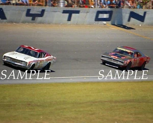 AJ FOYT & BOBBY ALLISON 1971 DAYTONA 500 RACING ON TRACK 8X10 GLOSSY PHOTO #W1 - Picture 1 of 1