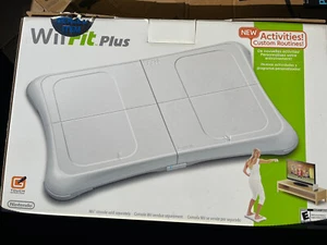 Nintendo Wii Fit Balance Board Comes With Original Box And Packaging - Picture 1 of 5