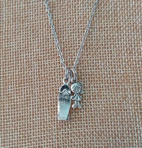 Skate Board Girl Stainless Steel Necklace Skateboarder Long Board Skater Jewelry - Picture 1 of 6