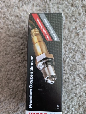 Bosch 11024 Oxygen Sensor - Image 1 of 3