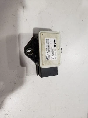 Módulo sensor de taxa YAW - 2008 Smart Fortwo Passion - 08-16 fabricante de equipamento original A0065424218 - Imagem 1 de 4