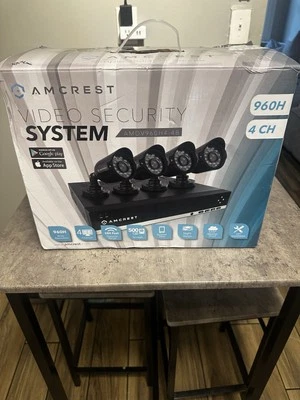 Brand New Amcrest AMDV960H4-4B 4 Channel Bullet Security System - Image 1 of 4