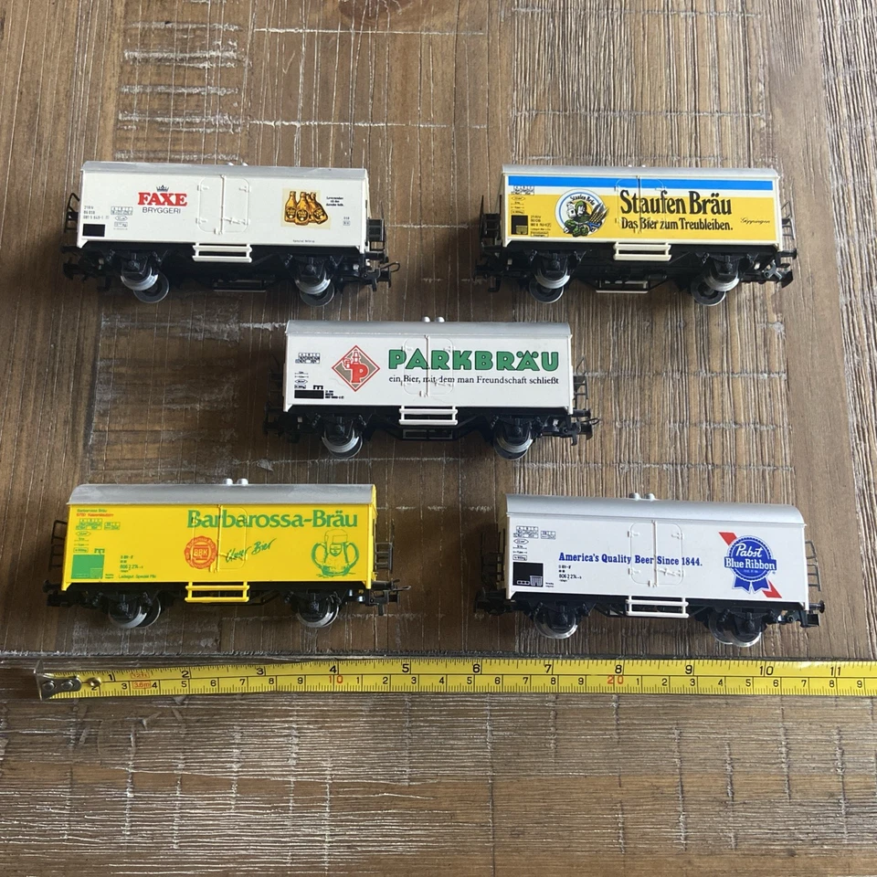 Lot Of 5 Marklin HO Refrigerated Beer Box Cars Western Germany - Nice Condition - Image 1 of 4