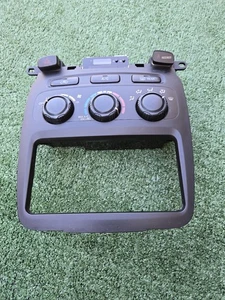 2001-2007 TOYOTA HIGHLANDER A/C HEATER CLIMATE CONTROL SWITCH BEZEL OEM 01-07 - Bild 1 von 10