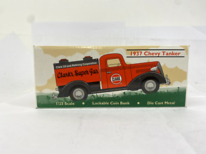 Clark Oil Gas 1937 Chevy Tanker Truck die cast metal coin bank, Liberty Classics
