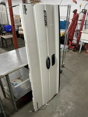 2009-2014 FORD F150 XLT TAILGATE LID NO CAMERA NO STEP OXFORD WHITE #249 - Image 1 of 4