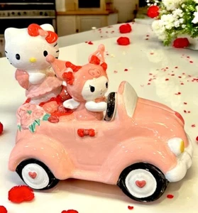 Blue Sky X Hello Kitty & Kuromi Convertible Valentine’s Neu im Karton Auth Händler - Bild 1 von 7