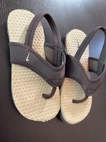 Nike Youth Toddler Sandal Size 10 Brown Tan