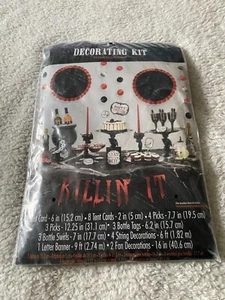 Kit de decoración de mesa Amscan Dark Manor 29 piezas - Imagen 1 de 7
