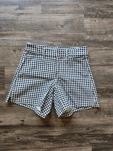 Old Navy Gingham Checker Plaid High Waist Pixie Shorts - Bild 1 von 5
